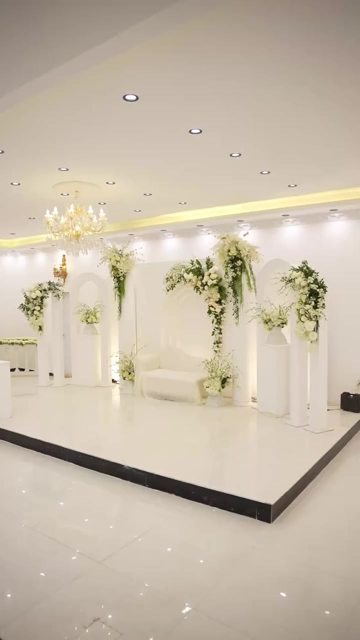 تعلن قاعة الأميرات للحفلات والمناسبات  عن افتتاحها بحلتها الجديدة وتصاميمها الراقية وزيادة مساحتها إلى مساحة اكبى لتكون المكان الأمثل لأجمل لحظاتكم
🎉 ديكورات فخمة وعصرية
🎉 ترتيب راقٍ يليق بمناسباتكم
🎉 تجهيز كامل للحفلات والأعراس
🎉 أجواء ملكية تضيف لمناسبتكم سحراً خاصاً
نستقبل الآن حجوزات الأعراس والمناسبات الخاصة
خلّوا فرحتكم تصير أفخم وأجمل في قاعة الأميرات 👑
📞 للحجز والاستفسار  (***********)
عنوان / الاسكندرية شارع المعمل قرب مصرف الرافدين
