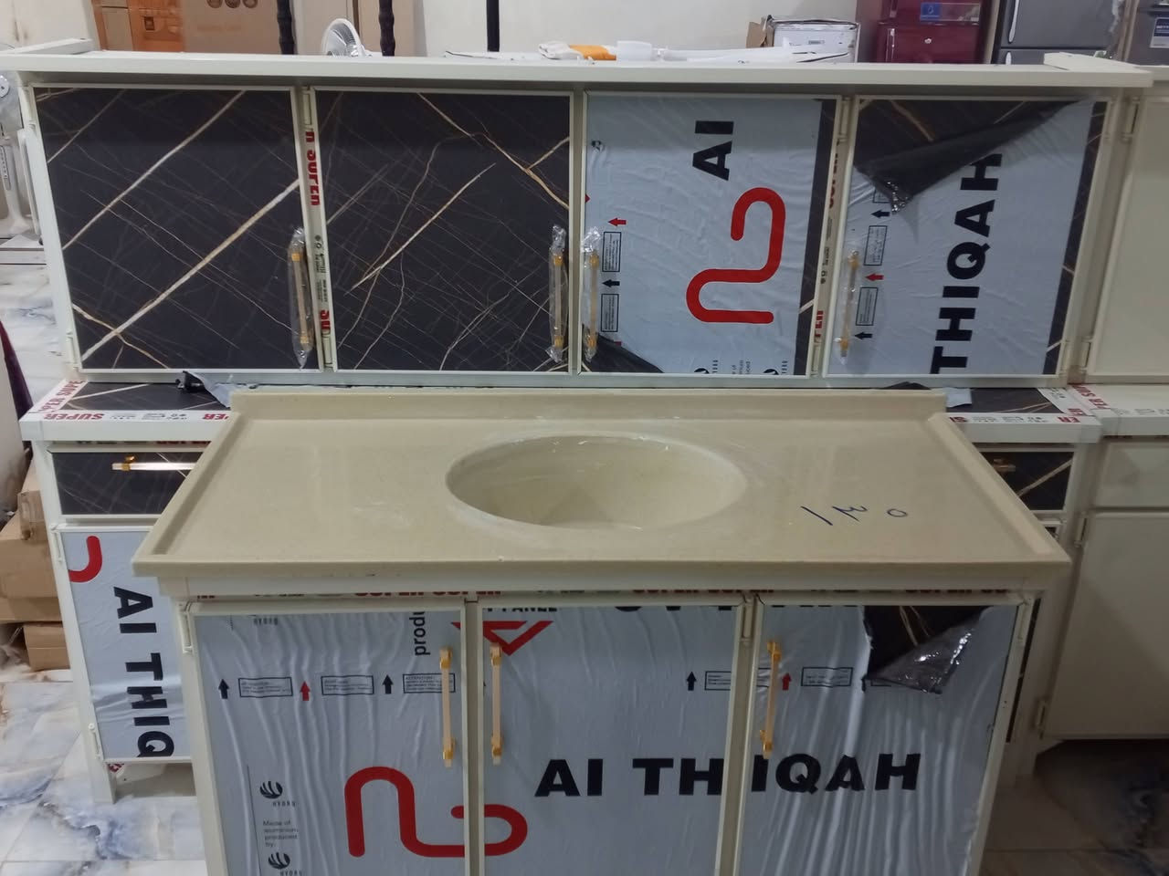 بسم الله متوفرات وبكل القياسات الموجوده بلسوك نوعيه حلوه وهم سعر مناسب زورونا سامراء شارع الفين مجمع السليمانية او اتصلو علينا نرحب بيكم بكل وقت متواجدين واتساب ابو ابراهيم (***********)
