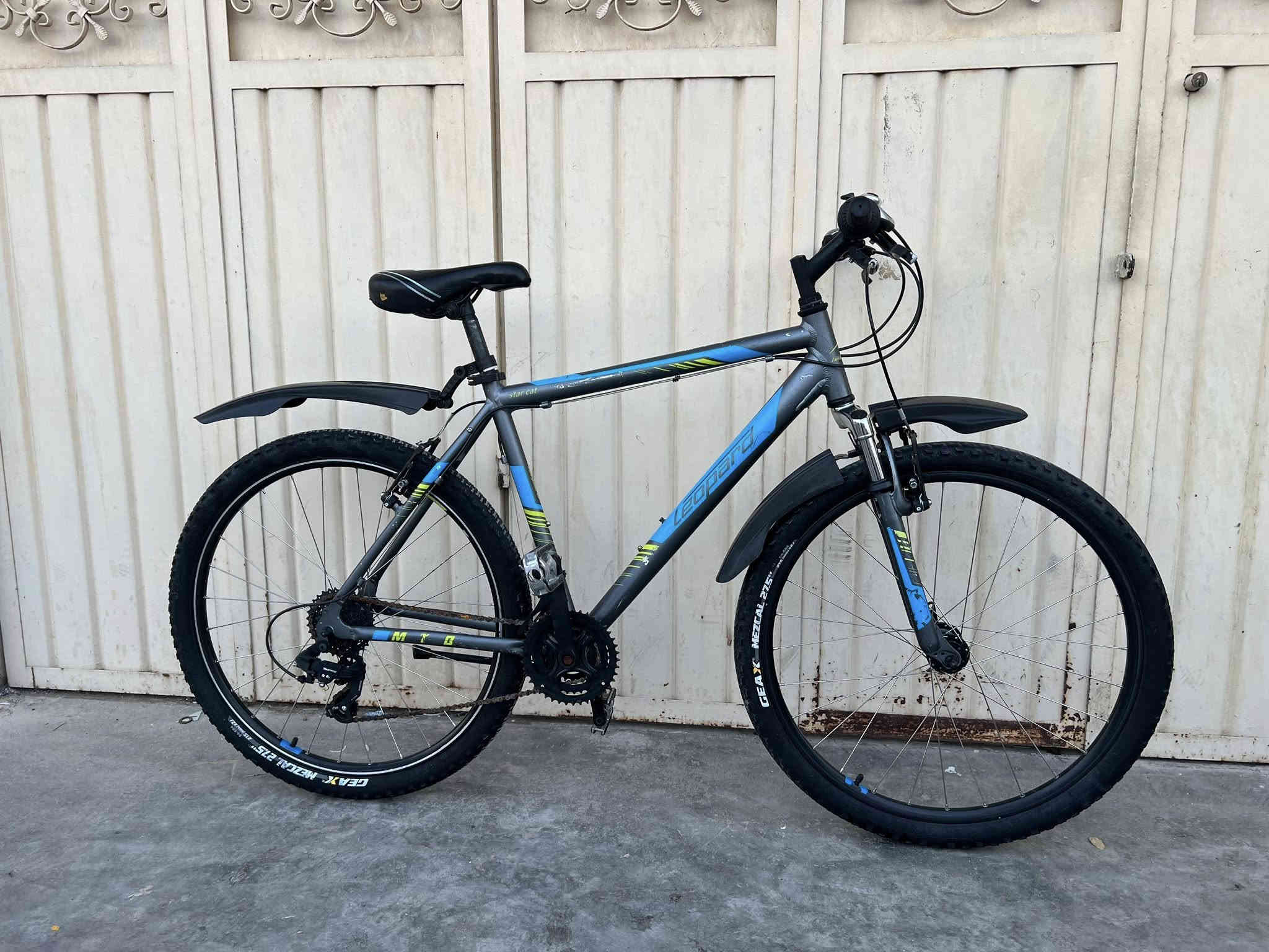 باسکیل /سویسری
حجم/٢٧.٥
جسم/فافۆن 
ستم/shimano 
کیر٨-٣
دەبل امامی 
تایر ماکە GEAX MEZCAL
مکینە خلفی Tourney
توصیل موجود 
سعر ٢٧٥ الف بها مجال 
عینوان -کلار -رزگاری 
ژ.م ***********
واتئاپ موجود
