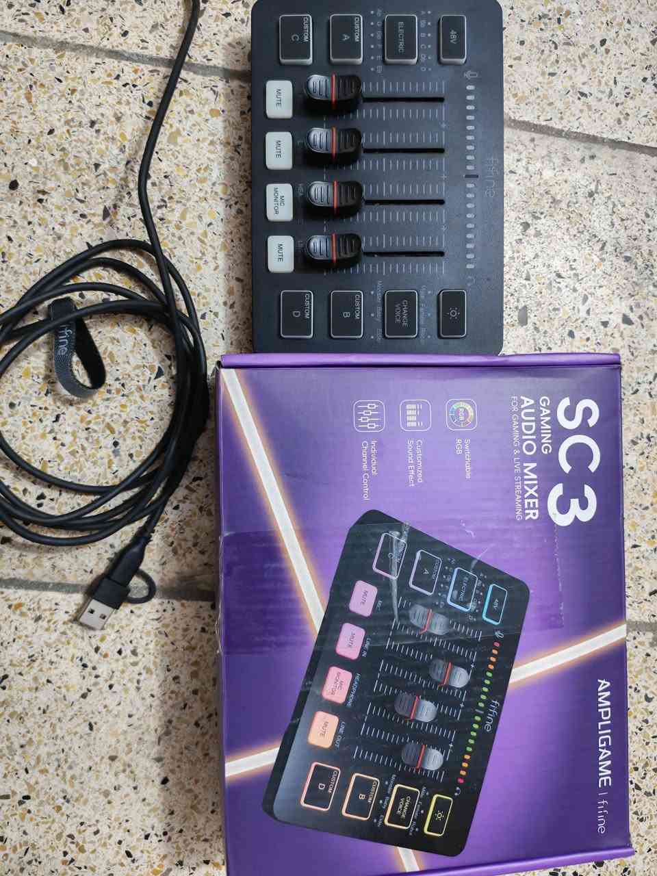 بيع اكسسوارات pc
السلام عليكم حبايب
عندي اكسسوارات pc للبيع (نظيفة)
1- سماعة beyerdynamic dt990 pro
200,000 الف
2-مايك + ستاند fifne T688
100,000 الف
3- مكسر fifne sc3
50,000 الف
4- كرسي gaming
50,000 الف
الاسعار قفل حبايب رجاءاً
مكاني بغداد ما عندي توصيل


**إذا كنت صاحب هذا الإعلان وتريد حذفه لأي سبب، رجاءا أرسل رسالة إلى الدعم الفني**