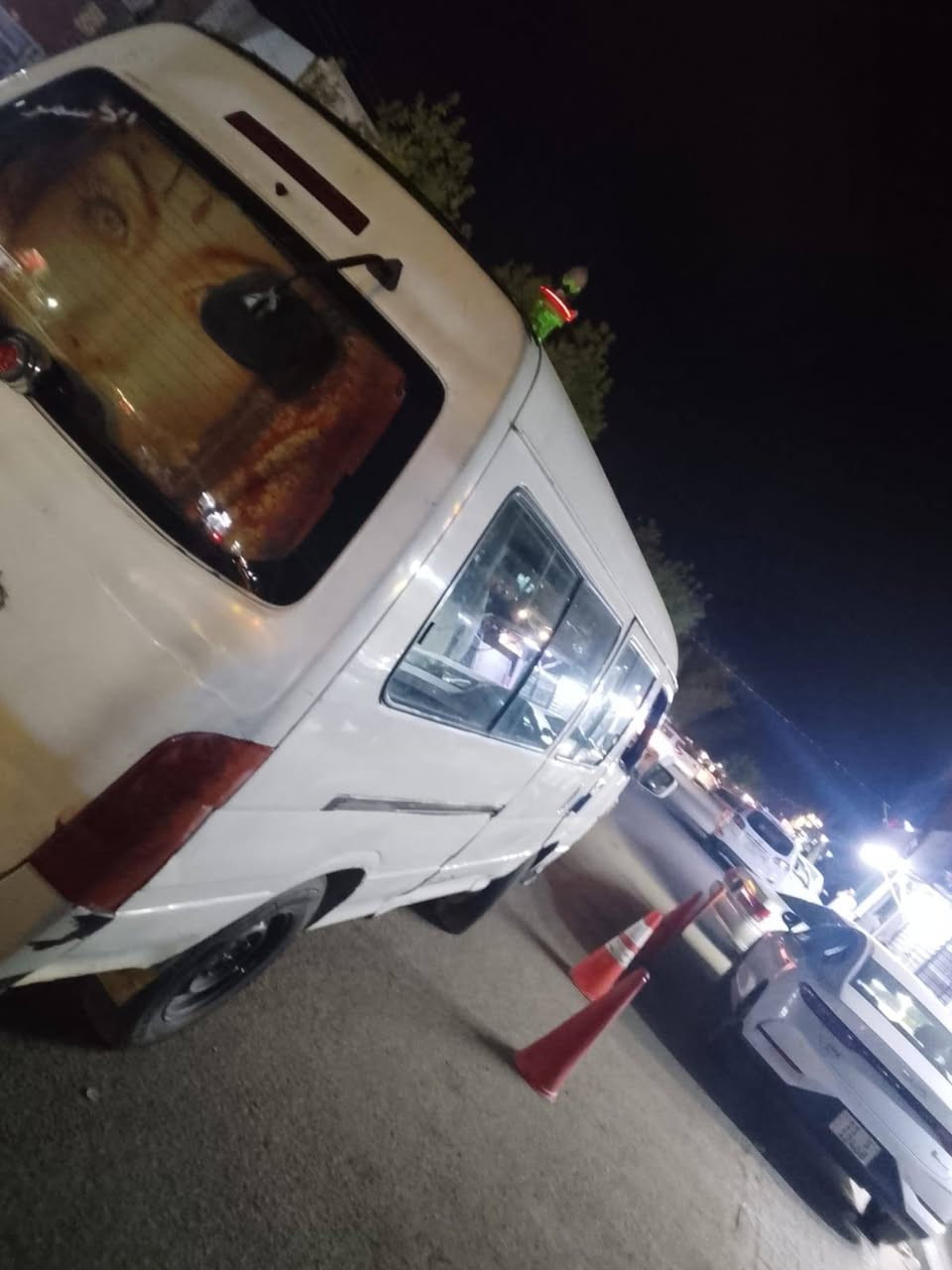 جنبي موديل 14 موصليه جاهز سعر 30 وبي مجال مكينه كير اكسن مكفولات غاز بانزين سياره حلوه  اني مكلف بلنشر شراي يتصل ***********

