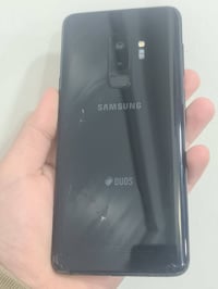 سامسونج +s9 للبيع على حالته بطاريتة 3500 .مساحه64 انطوني سعر اخوكم محت...