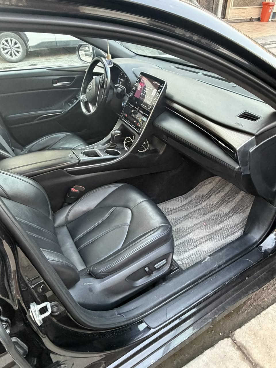 تويوتا افلون ٢٠٢١ xle 
ماشيه ٤٢ 
جاهزه بيهه فقط بنيد بامريكا وهنا جاملغات بيهن بارد محلو نصبغن 
٢٢،٥٠٠$
***********
مكاني بغداد الدوره
