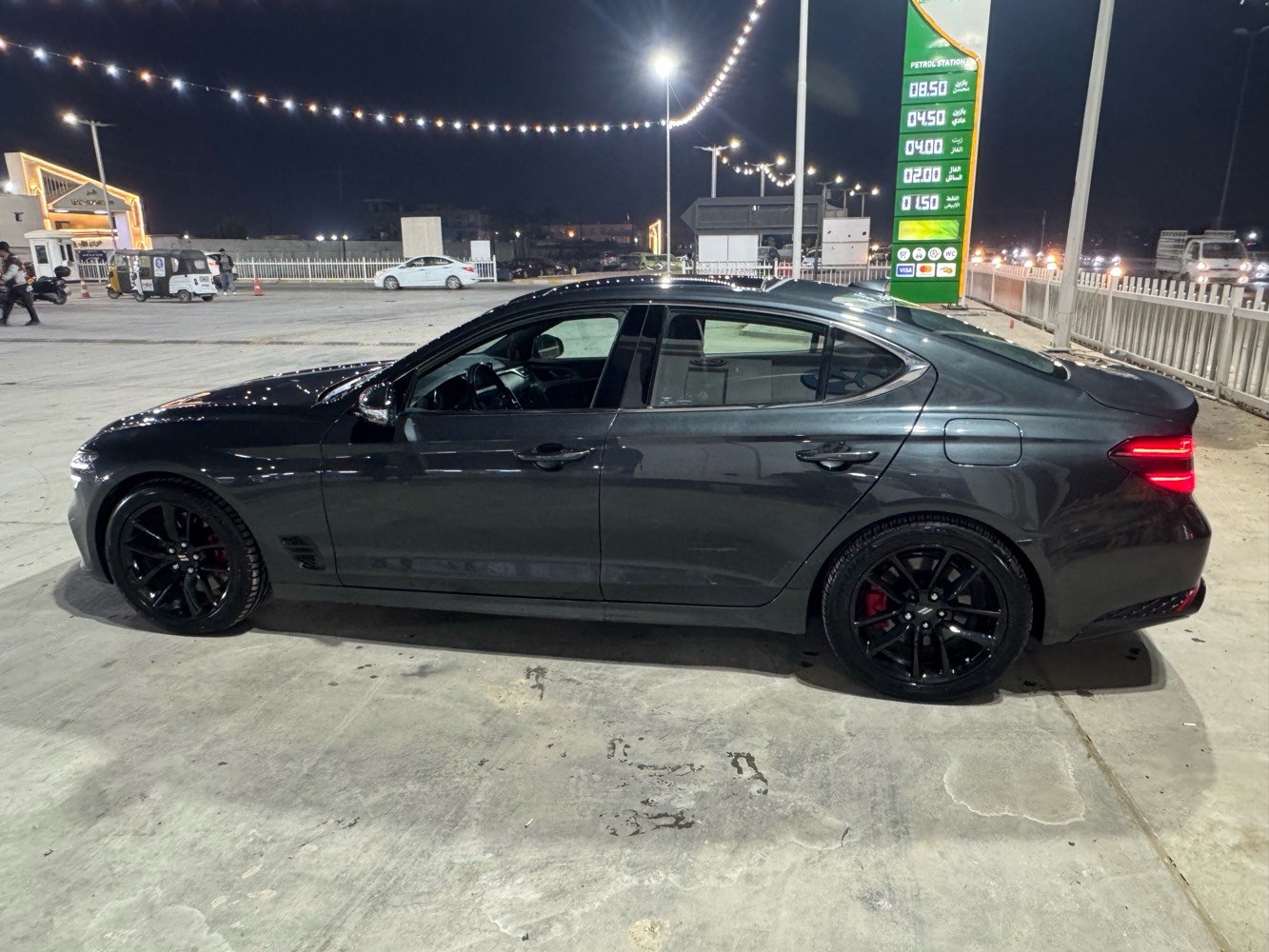 السلام عليكم

للبيع 185$ 

جينسس G70.2022

فول مواصفات  

محرك3300تون تيربو

🚘 وارد معوقين بغداد / أتعهد بالوكالة بقالها سنه او 8اشهر وتصير حره

سياره فول للاخير

بدون ايرباك تفضل خاص وادزلك سونارها كامل

 مكاني بغداد

***********واتساب



***********
