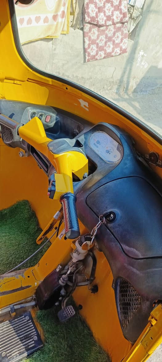 اسلام عليكم تكتك بياجو البيع موديل19رقم إنكليزي بدي نضيف مكينه نضيفه تواير انضاف كهربائيات انضاف العنوان البصرة شط العرب التنومه السعر 3600 تلاثه وستميه رقم الهاتف***********
