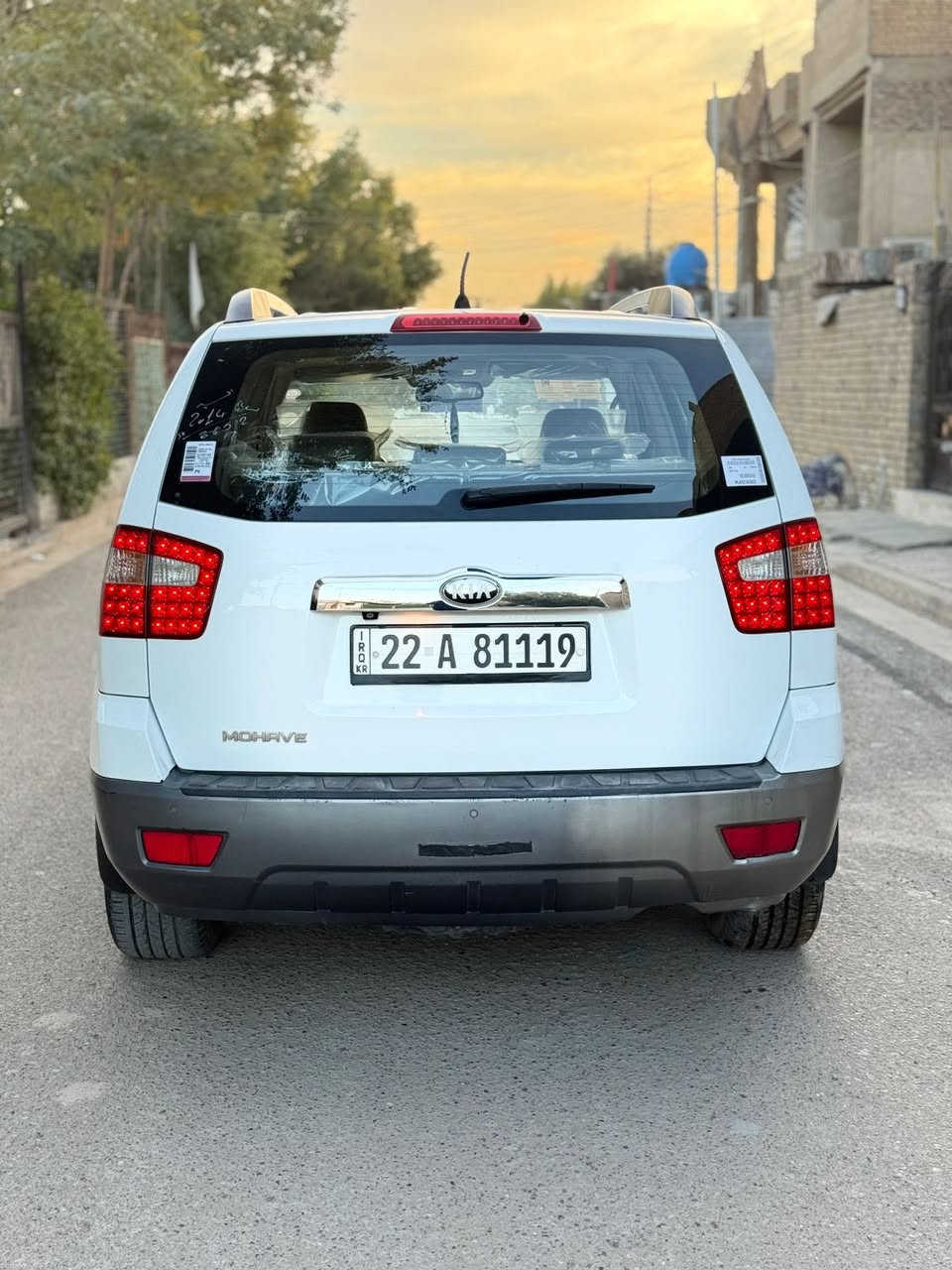 🌷ببركة الصلاة على محمد وآل محمد 🌷للبيع كيا مهافي موديل2014  لون ابيض  رقم اربيل الدولي الجديد ب اسمي هزه وفحص وسنويه كله جديد تريد تحويل وكاله ثاني يوم بدون ضربه بدون طخه بدون بارد بدون اي شي كفاله  عامه شرط السونار مواصفات فول واحد ع واحد AWDالفور ويل بصمه تشغيل وبصمه ابواب كشنات جلد وكهرباء فتحه سقف طكتين گير ومحرك مكفولات برغي ممفتوح بيهن على وضع الشركه مكينة 6 سلندر 7 راكب 3 ثلاث قطع تبريدً مركزي منفصل شاشه كبيره وكامره دواره فول تحكم ستيرن جهتين كروز مثبت السرعه مانع الانزلاق لد امامي ولد خلفي  نضام منحدرات كشافات زينون لايتات زينون بك لأيد LED ويل كب كبير مود درايف ثلاثه انضمه قياده سبورت وسمارت وايكو اقتصاد البانزين كشن كهرباء  داخل لونين بيجي واسود وبعد بيها مواصفات اكثر / مكان السيارة بغداد- الرصافه🌷🌹🌷🌹
للاستفسار الاتصال على 
الرقم  ***********وبيه واتساب#السعر_173🌹🌹 وبيها مجال  للشراي🥀🥀
ملاحظة ⚜️ السيارة كاملة بدون اي نقص
