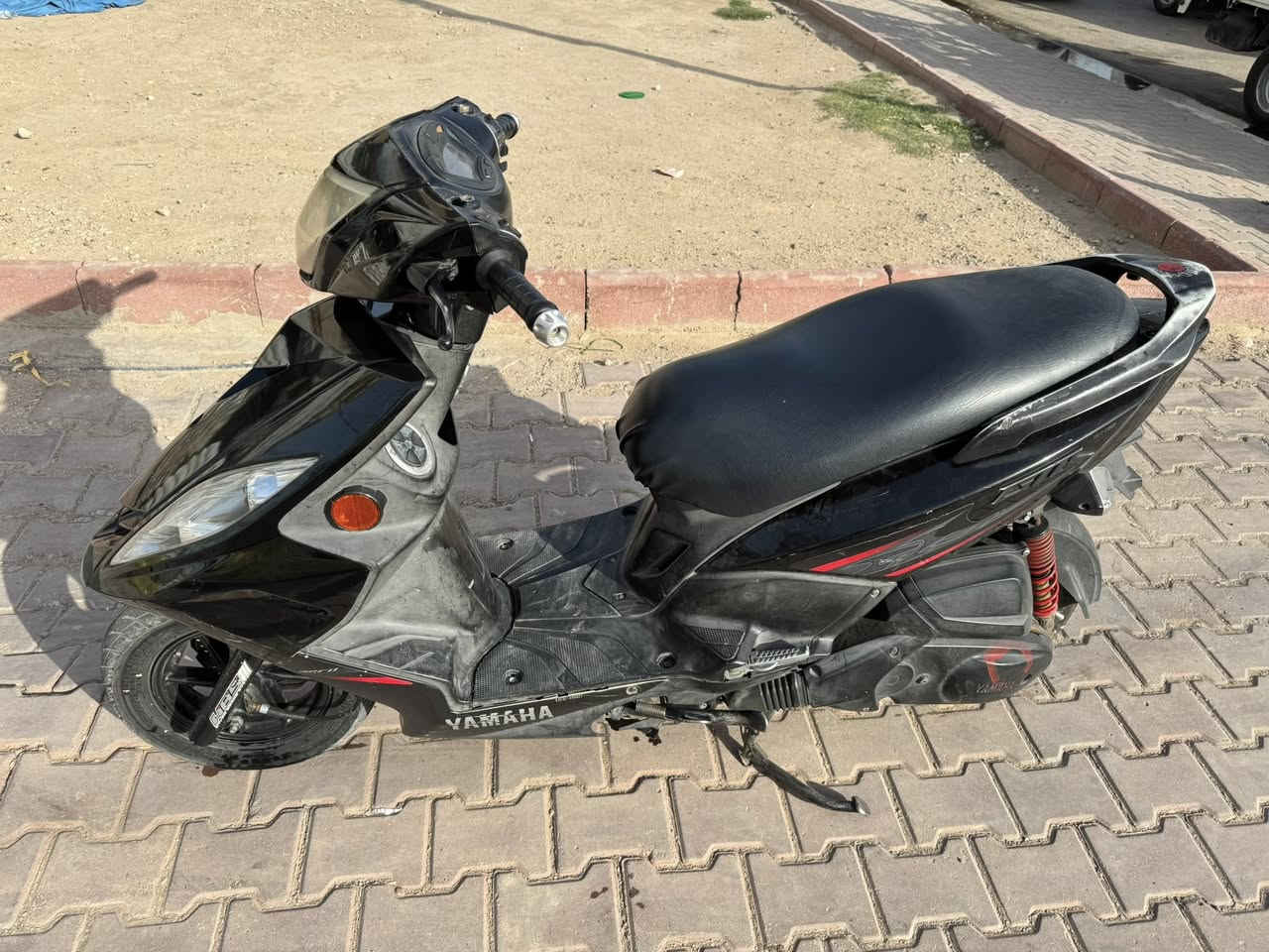 سلام عليكم شباب عندي دراجة جيتي أر ‏الدراجة نظيفة ‏شاشة ثلاثة والمدينة 15 ‏مكاني بغداد الشعله *********** ￼السعر 850

