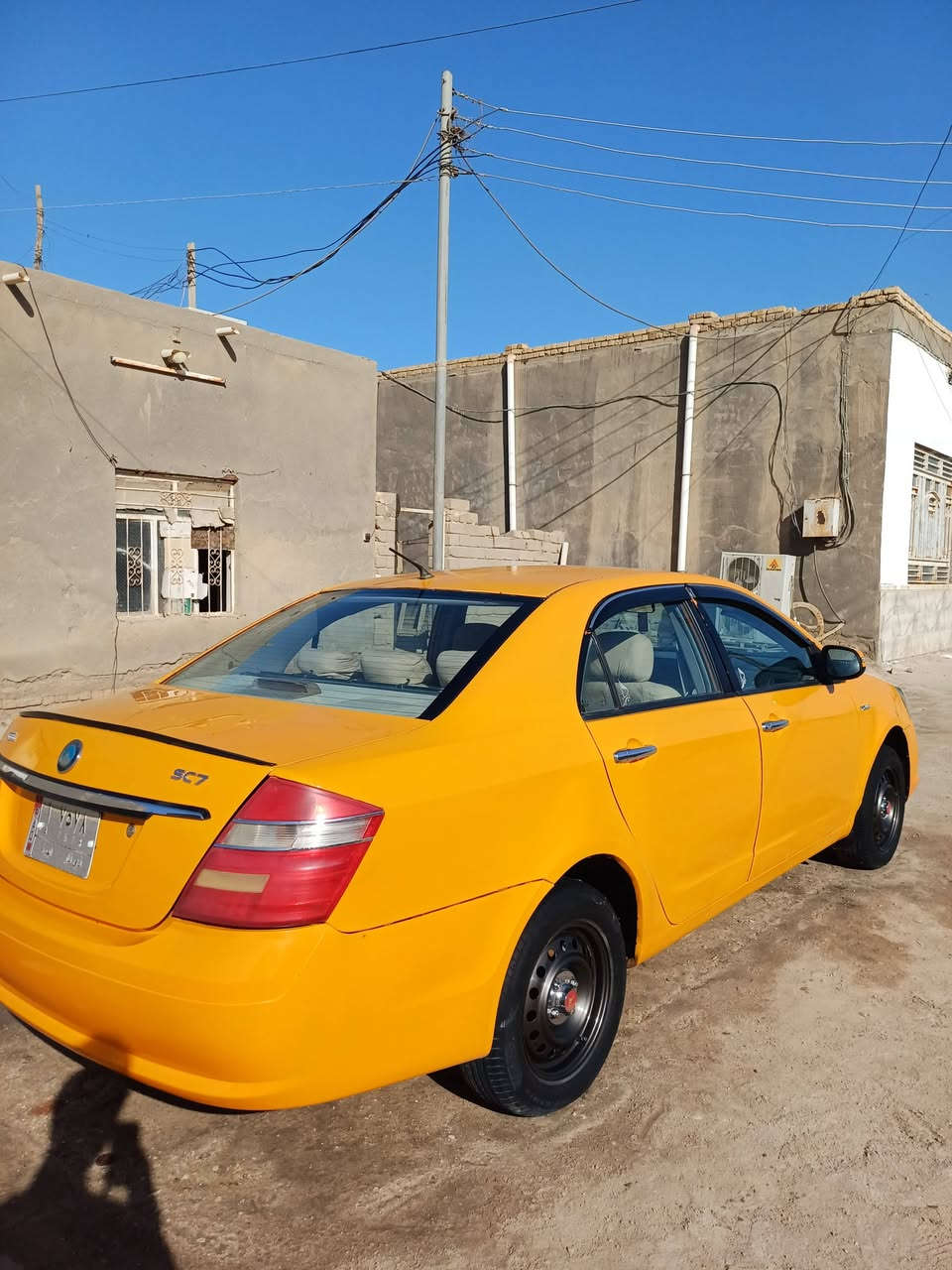 جلي موبل 2013
رقم ذي قار السنوية لشهر ١١

محرك بيكاتشو 1800

كير اوتوماتيك

الكير والمحرك جديدات 

تبريد شغال

السيارة مصبوغة حزام فقط

طخم تاير جديد ابو الخطة صار شهر من شديته

السيارة جاهزة... السعر 50 وبيها مجال بسيط

للتواصل والاستفسار على الرقم ***********
