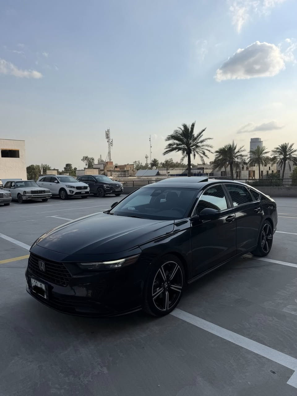 سعر بلاااااش مال بيع 170 وبيها مجال
هوندا اكورد 2024 Sport فوول
فتحه كراسي كهرباء مكينه 2000 
السياره حادثها جدا بسيط جاملغ وطرف بنيد وبيها شويه كلير من امريكه بنفس الصفحه مال سايق
ماشيه 25 الف وتخم تاير جديد سياره نظيفه 
رقمها بغداد باسمي 
*********** 
كل تفاصيل مكتوبه شراي يجي يشوفها
