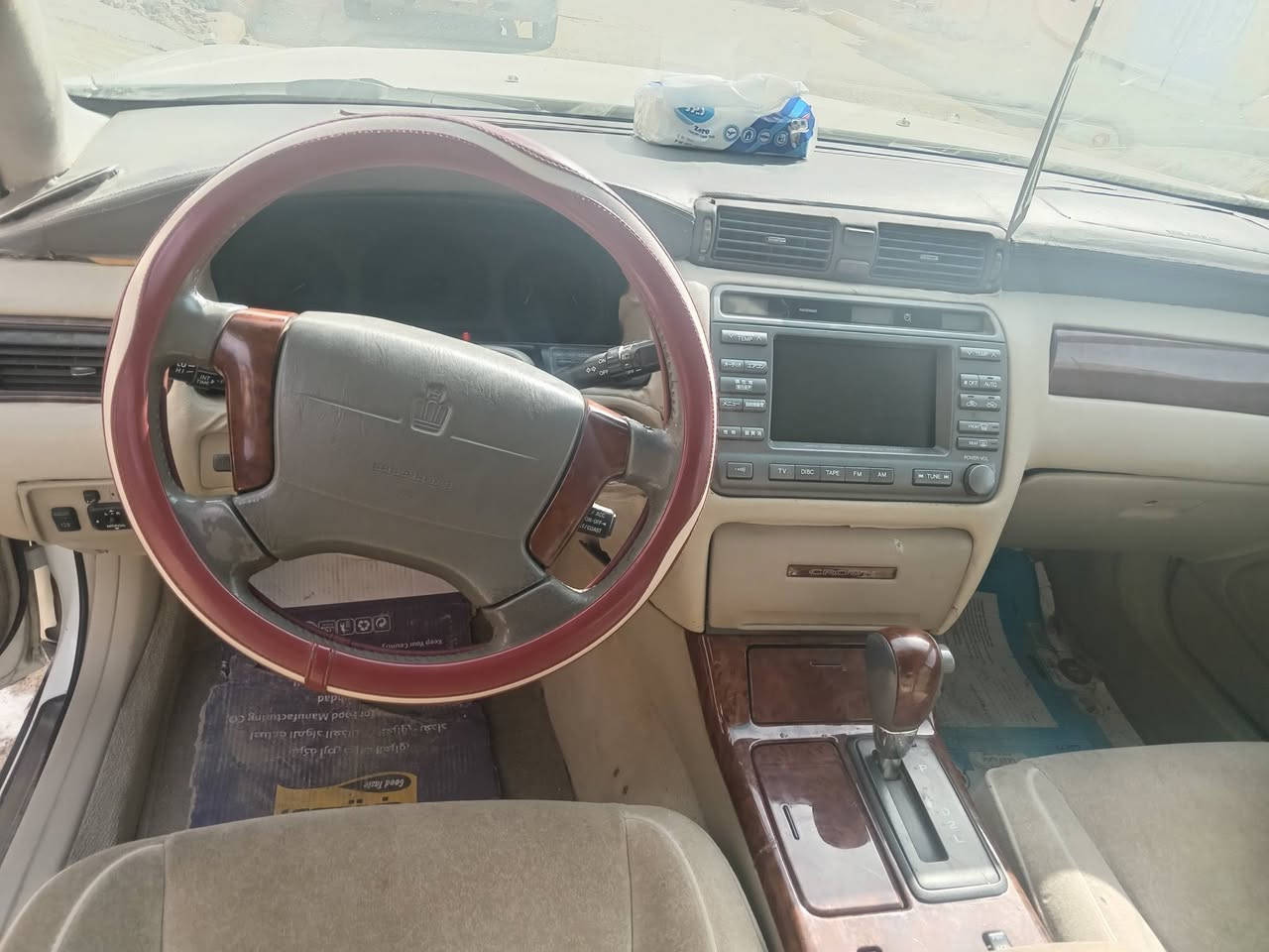 سلام عليكم سيارة للبيع ملكة أدوات كص جنطة موديل ٢٠٠٢ سيارة جاهزة علة اخر حباية كير محرك مكفولات بيهة ارقام انكليزي وسنوية شرط الحاسبة تخم تاير تبريد تتفة شغال لايت عالي ناصي يشتغل سيارة جاهزة ونضيفة اسعر ٣٨ وبيهة مجال بصيط العنوان ميسان العمارة وهاذة رقمي *********** انتصل وبيك خير وتتلل
