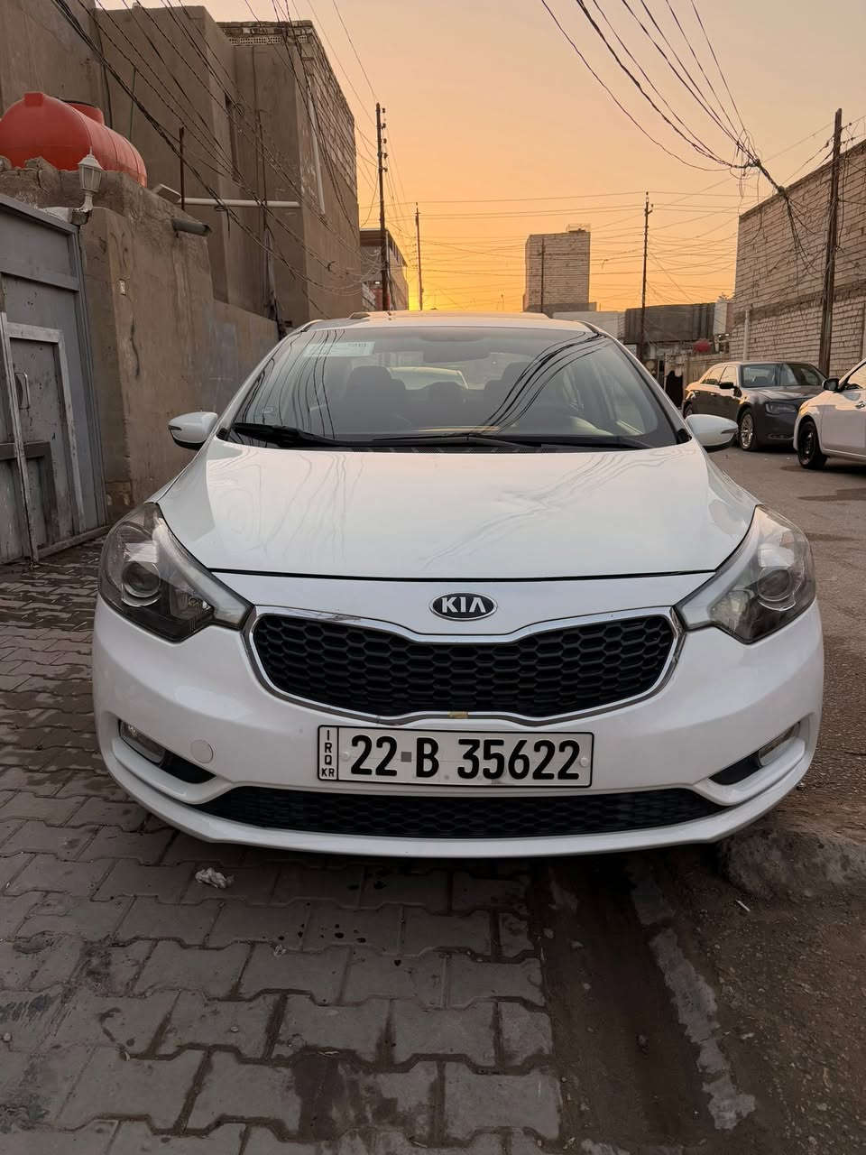 سلام عليكم سياره البيع كيه سيراتو موديل ١٣ خليجية شكل ١٤ مكفوله بيهه بنيدوجاملغ وشوية بل باب مال سايق السياره فول فتحه مداور وكاله حاضر السعر ١٠٥ وبيه مجال حك الجيه العنوان نجف كوفه حي ميسان هاذه رقمي ***********بي
