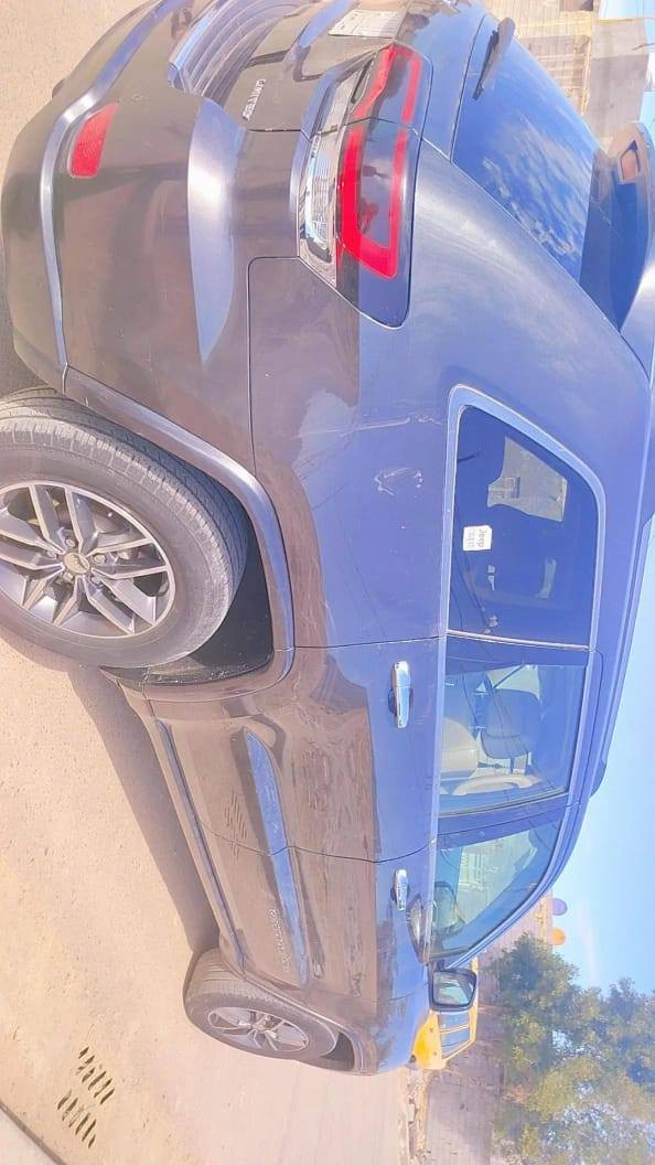 جيب لاريدو
وارد أمريكي 
كفاله من صبغ
حادث دعاميه مشدوده شركه
موديل 2017
رقم ***********
سعر 200
