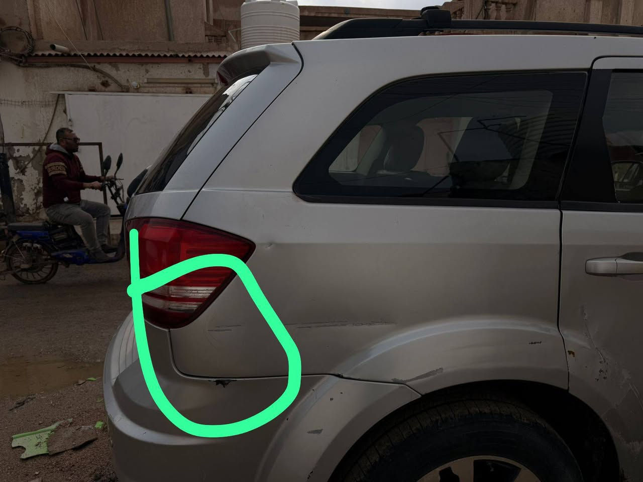 سلام عليكم (جورني 2009سياره حلوه ومال بيت ( محرك 2400(5 راكب ) كير حاويه توني مبدله بس ومكينه مال حاويه جدد ( كفاله الكير والمكينه (تبريد قطعه وحده ) ضربه موضحه بالصور 
رقم جديد بغداد
تخم تاير جديد 
حداديه جديده 
تنته عوزه ترتيب 
(( سعر 95 مجاله قليل مكاني ذي قار قضاء النصر ) رقم 
‏‪***********‬‏
