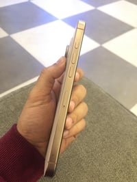 ايفون ١٦ بروماكس • ٢٥٦ • بطارية ١٠٠