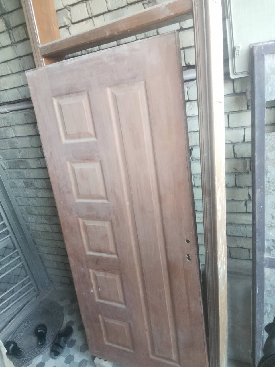 شبابيك و بيبان للبيع
شباكين حديد ارتفاع متر ونص وعرض مترتين باب خشب ارتفاع 270 عرض متر باب حديد ارتفاع مترتين 70 عرض متر و30 الاستفسار الاتصال على الرقم ***********
