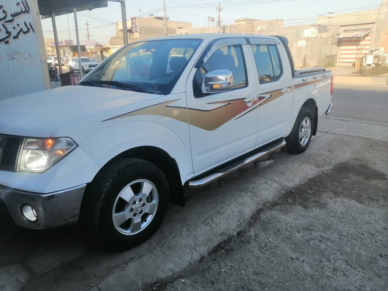 سلام عليكم بيكم نيفاره ٢٠١٣ سياره جديده عل وضع شركه منضومه غاز تبريد شغال صدر خلفي ولا أمامي جديده تخم تاير جديد كير واتماتيك بسمي رقم بغداد انكليزي مكفوله من ضربه صبغ تبديل فتح لايت زنون سنتر الك مكان بغداد رقمي ***********
