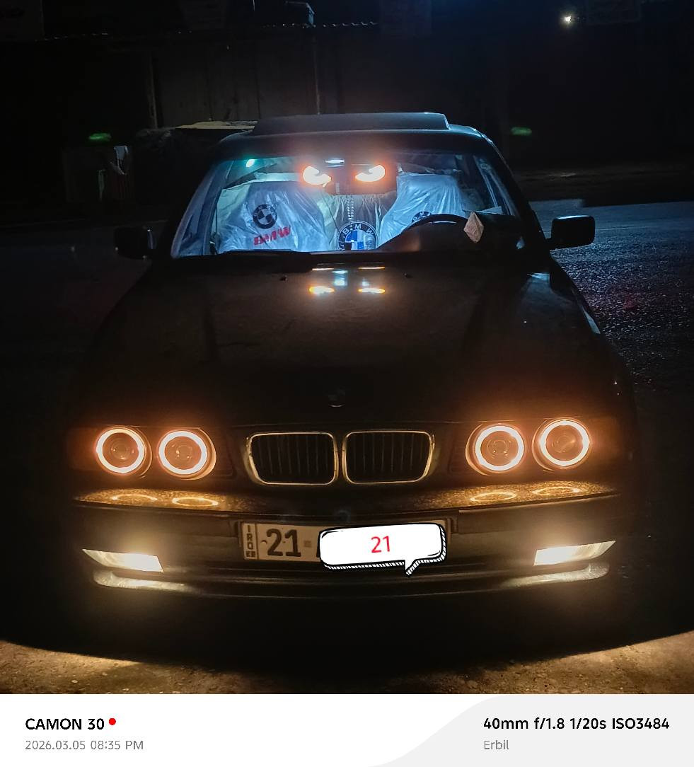 Bmw 525 گێڕ عادی سلات چوار،جارم کارەبا پێش گەورە مۆدیل 1991 
تەبرید لایت ئەڵقە دینارەک مەسرەفی تێدا نیە گێڕو مەکینە بەشەرت سبوغ عام لۆ جوانی پێشو پشت کەپس یەک چەکوشی نیە چامڵغ دواوە شانەکانی  سەقفی مەعجونی نیە ڕەنگی زەیتونیە سەنەوی نوێیە،تا 2030
هەزەی نوێیە بەناوی خۆمە نرخ 63$ 
*********** أربيل, العراق
