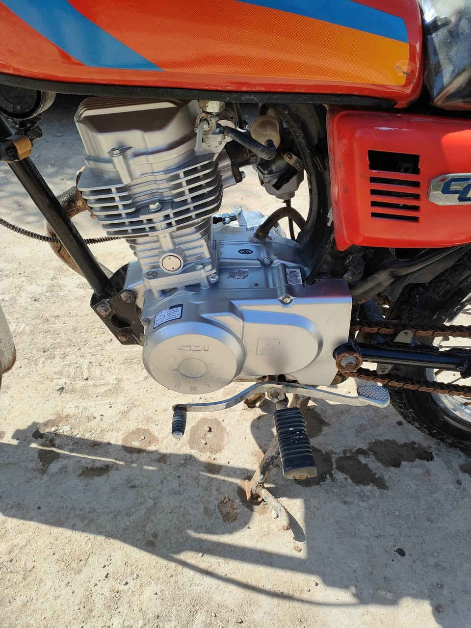 السلام عليكم نامه شلامجه البيع دراجه نضيفه مامفتوحه بعدهه دراجه جديده دراجه أوراق اصولي طالعه 2025 بعدهه نضيفه شوفت عينك مكان ديوانيه مركز السعر 650 وبيهه مجال الشراي يتصل على هاذه الرقم👈 ***********
