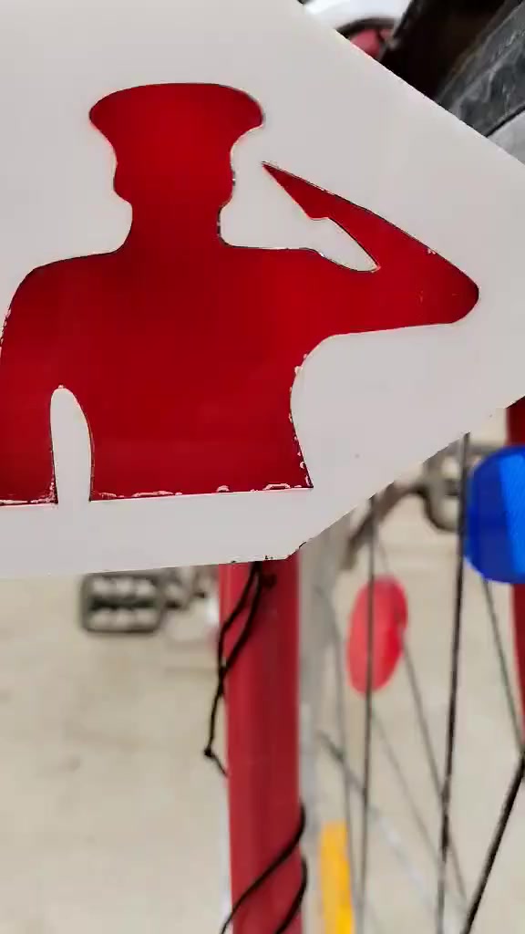 بيسكل عبد الحليم للبيع حجم 26 ألفين 19كير شغال كلشي مانقصو مكاني موصل أيمن حاوي الجوسق


**إذا كنت صاحب هذا الإعلان وتريد حذفه لأي سبب، رجاءا أرسل رسالة إلى الدعم الفني**