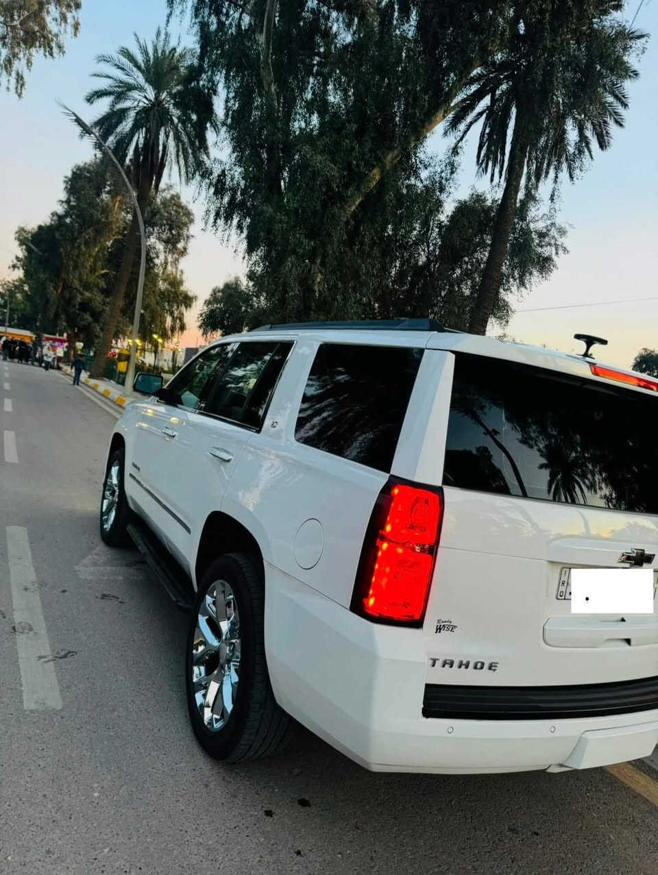 السلام عليكم
تاهو 2018 للبيع 
رقم بغداد وارد امريكي
سياره بيه خمس قطع صبغ وحادثه خفيف مو قوي
شراي اتواصل وادزلك صور امريكا 
 ماشيه 115 كيلو 
سياره هاي كدامك نصبته وبالحقيقه بعد احلى 
السعر 325 ورقه وبيه مجال نقد 
او قسط للمعارف فقط 
مكان سياره ديالى بعقوبة
للتواصل واتس ***********
