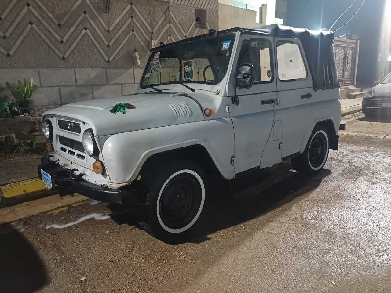 للبيع واز 2001 بلاديه  ***********
