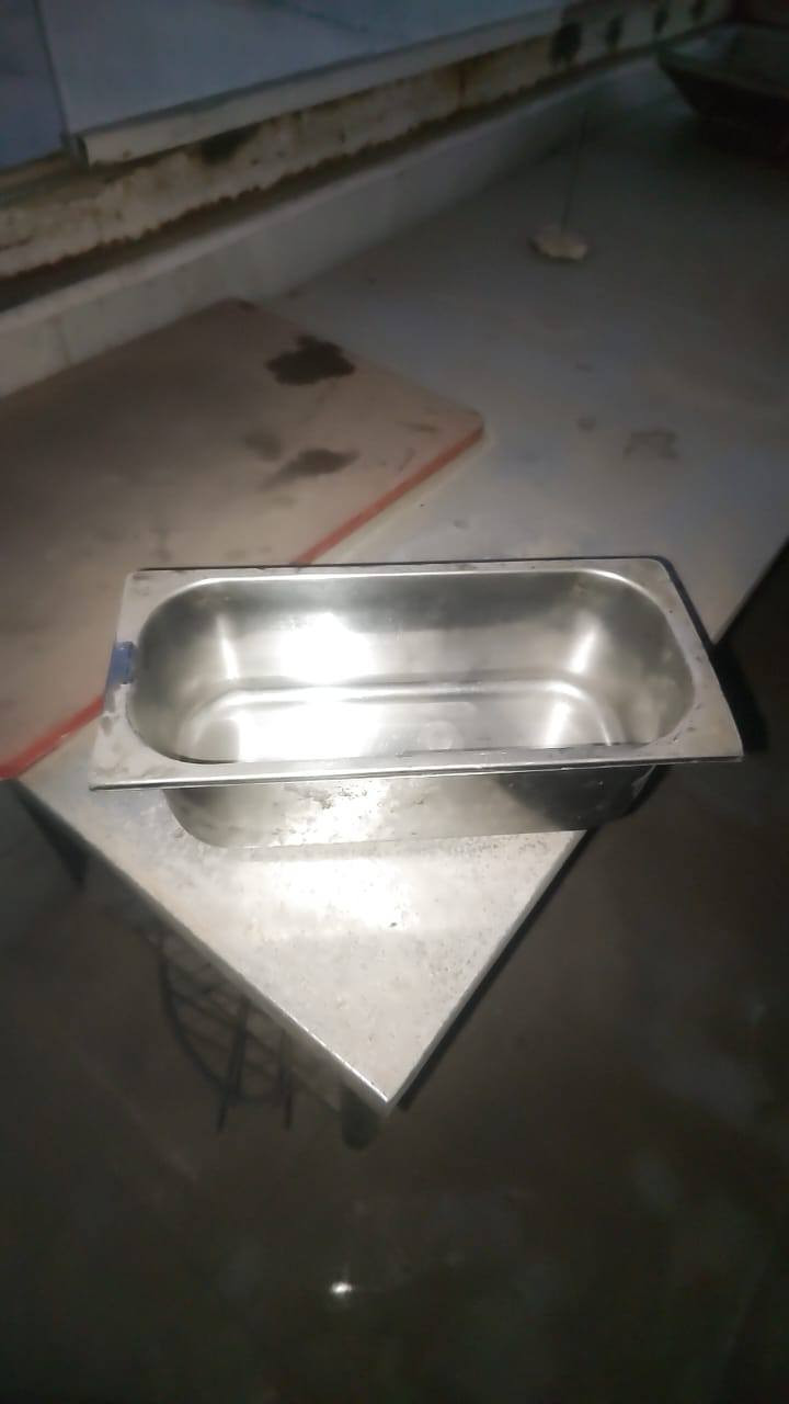 9 بلانك كبير
8 بلانك صغير

مع ميز سل ستيل. فقط تراب بيهن جدد

السعر ٤٠٠ الف


**إذا كنت صاحب هذا الإعلان وتريد حذفه لأي سبب، رجاءا أرسل رسالة إلى الدعم الفني**