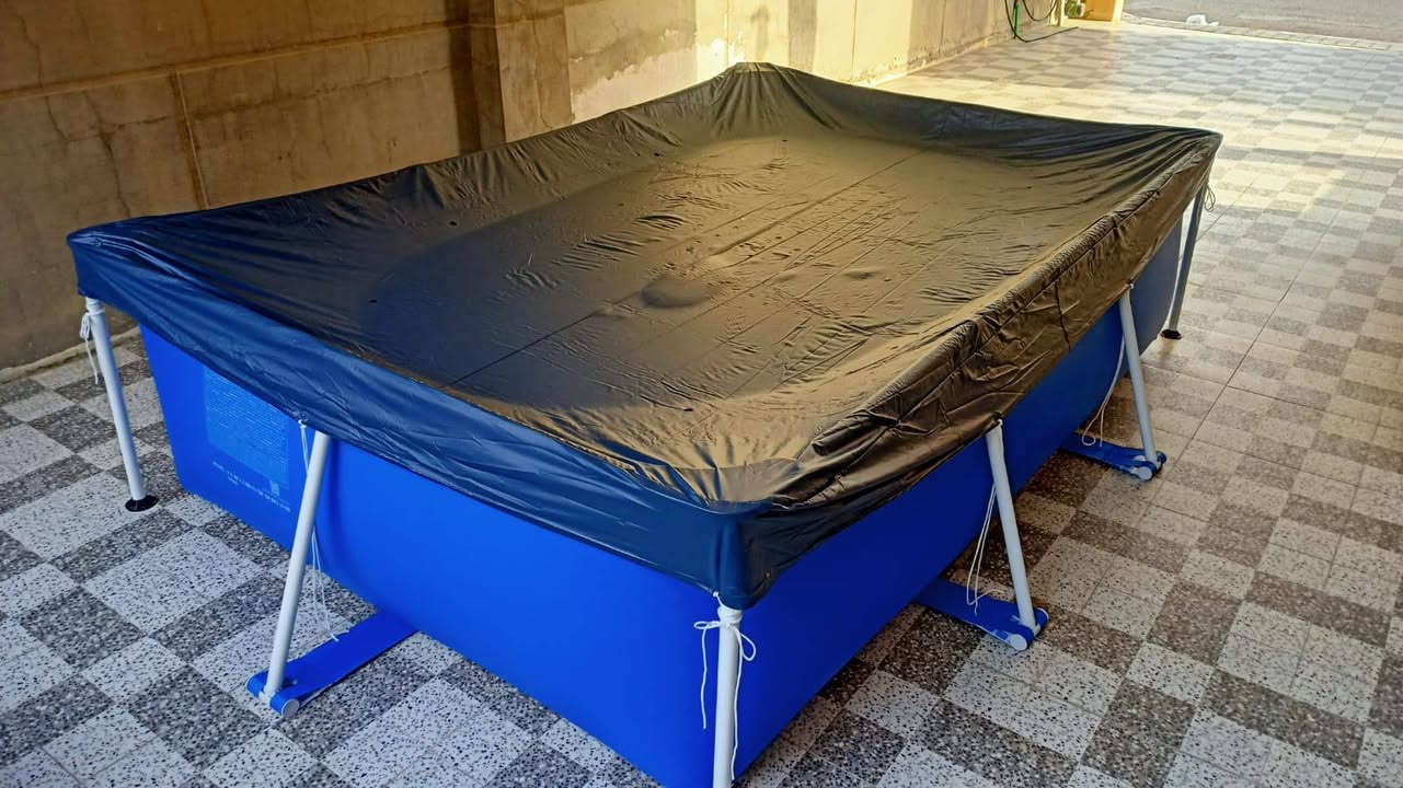 مساء الخير
عيني من رخصت الادمن 
بهذا الجو الحار اكيد محتاج مسبح بعدة أخو الجديد فرنشنا بس العام كم مرة  
الطول 3 مترر
العرض 2 متر 
الارتفاع 75 سم 
سعرة مع الكفر 115
الجديد بالسوك مع الكفر 155 الف


**إذا كنت صاحب هذا الإعلان وتريد حذفه لأي سبب، رجاءا أرسل رسالة إلى الدعم الفني**