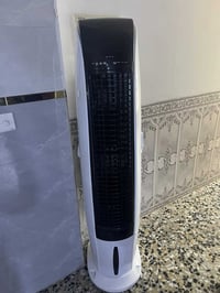 عندي مبرده شبيه السبلت جديده ممستخدميها جديده ممحتاجيها هواها بارد ومت...