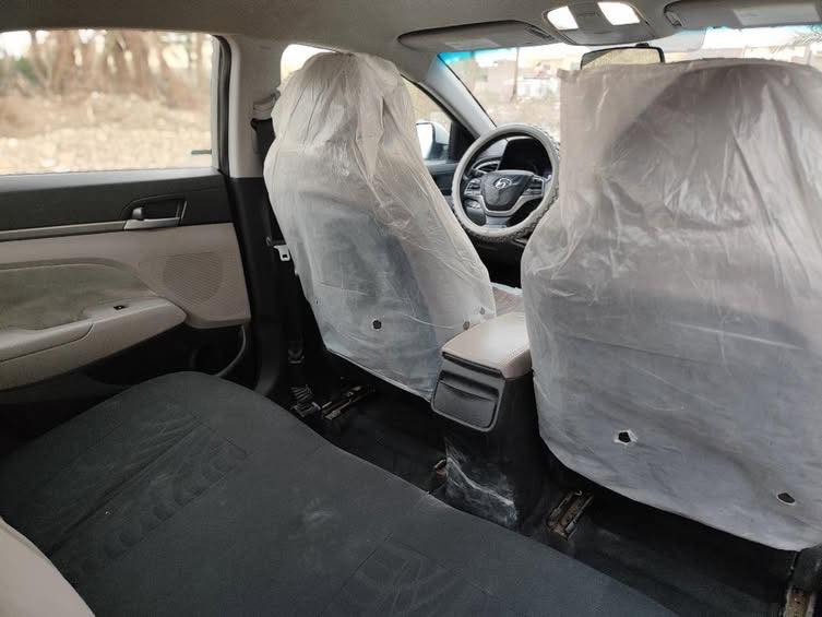 النترا 2017بيع او مراوس
النترا2017 السياره ليبيل واحد مامبدل بيهه ولا قطعه بس بيه رش جاملغين وبنيد

مكينه 2000 دوش

 +كشنات تدفئة+ تشغيل عن بعد  +رادارات جانبيه+نقطه عمياء++شاشه كار بلي +بصمة تشغيل وابواب 

مكان السياره بابل  
السعر120 وبيه مجال 

***********
