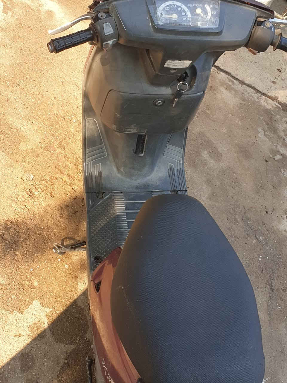 دراجه 60 للبيع لايت عالي ناصي كيج سرعه شغال ب 180 وبيهه مجال قليل *********** بي وتساب
