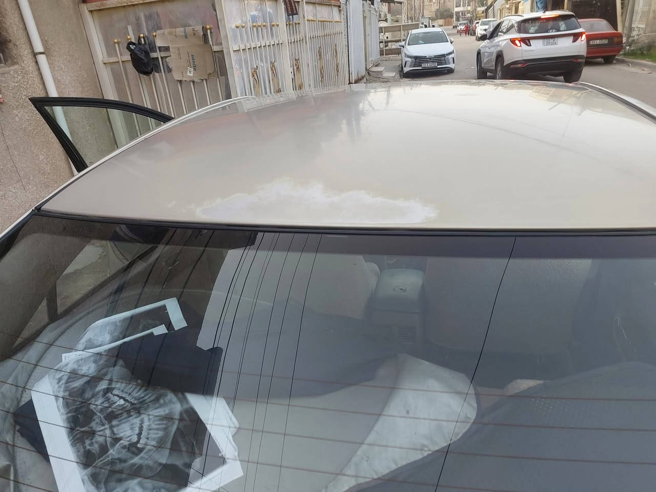 للبيع كامري خليجي ٢٠٠٤محرك ٤ سلندر ٢٤٠٠ محرك كصة جديد هو وتفرعاته تخم تاير سيارة بيه بنيد وجاملغ صبغ بدون ضربه مال جراد والباقي على البلاد بيه طخه بالباب السايق على حطتها وشويه جراد بالقمارة رقم سليمانية بسمي السعر ٩٨ بيه مجال بسيط وكلشي واضح بالصور ***********
