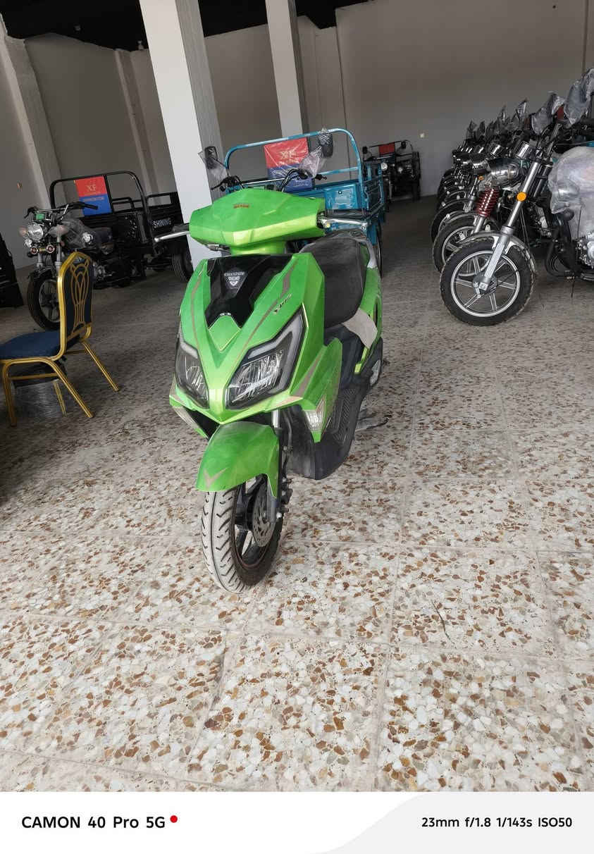 سلام عليكم دراجه سكنس جديده دراجه بعدي بجيسه متوفر لوان العنوان سماوه الرميثه رقم الستفسار ***********
