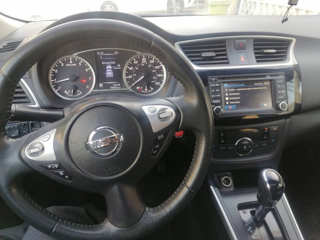 سلام عليكم
نيسان سنترا 2018
بدون حادث او صبغ
ماشية  قريب ل 80 الف ميل

مكينة 1.8
فتحة  سقف 
بصمة
دشبول دكم
بيها ملاحظات بسيطة شخط خفيف بلجاملغ الخلفي جهة السايق وبعض الملاحظات البسيطة
عليها ادامة كاملة نوزلات بلكات ومجول وجويتر ودسكات جديدة
ولا كلوب مشتغل بلدشبول

هزة بعدها ممنتهية
ب اسمي 
ورقم دولي

سعرها 118 وبيها مجال

خاص متوفر و واتس اب متوفر وفيس متوفر ولشراي يدلل

سونار ايضا متوفر اذا تحب راسلني

مكانها حي الخضراء بغداد
***********
