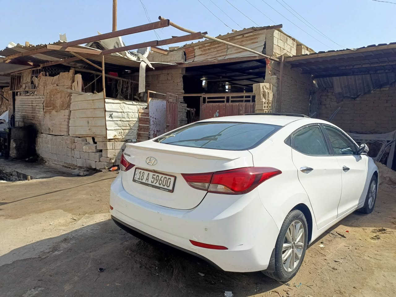 سلام عليكم لنتره للبيع موديل 2014 شكل 16رقم بابل بسمي سنويه جديد رقم نكليزي هزه جديده مكينه 1800 مكينه كير حداديه تخم تاير كله مكفول مكان نجف صبغ جاملغ امامي جهت العبري فقط بدون ضربه بدون فتح الباقي كفاله السونار مرفق مع الصور 
السعر 120 
***********
