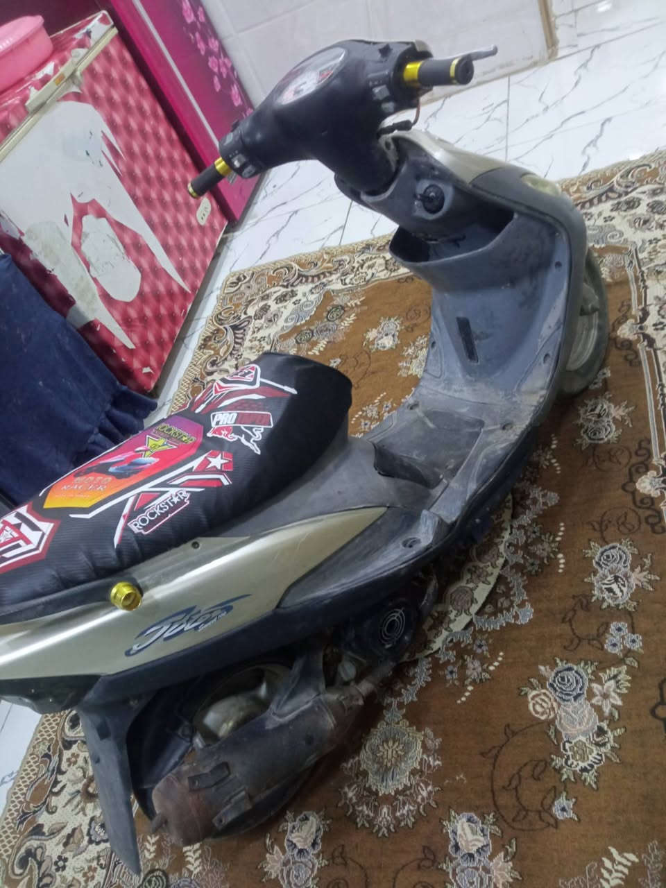 السلام عليكم دراجه ماكس للبيع مواصفاته كفرات مختمه محرك 49 الدراجه عوزه ترتيب بسيط سعر الدراجه 500 بيه مجال قليل حك اجيه مكاني حله ورديه خارج الرقم *********** تعال وبيك خير وتدلل 🤍
