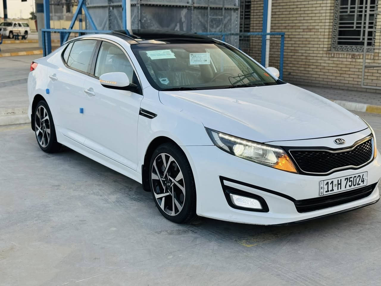 اللهم صل على محمد وال محمد 🧿
السلام عليكم كيا اوبتيما خليجي موديل ( 2015 ) رقم بغداد دولي باسمي سيارة جديده جدا ماشيه ( 150 )فول مواصفات عده البصمه محرك 2400 دوش شرط مامفتوح السياره بيه باب السايق مبدل اصلي شرط طبق الأصل والباقي مكفول من الضربه والصبغ والتبديل سياره جاهزه من كلشي مواصفات سياره بناراما شغاله ويل كب كروم 18 كامره خلفيه حساس خلفي لد امامي خلفي بلاجكتور عدسه مرايات شفط يدات نيكل بلاد تبريد قطعتين فول تحكم شفتات بالستيرن اشاره بالمري مكان سياره ناصريه مركز للاتصال ( *********** ) 

وات ساب ( *********** ) السعر ( 143 ) ورجاااا مو شراي. لا يكسر بحلال الناس
