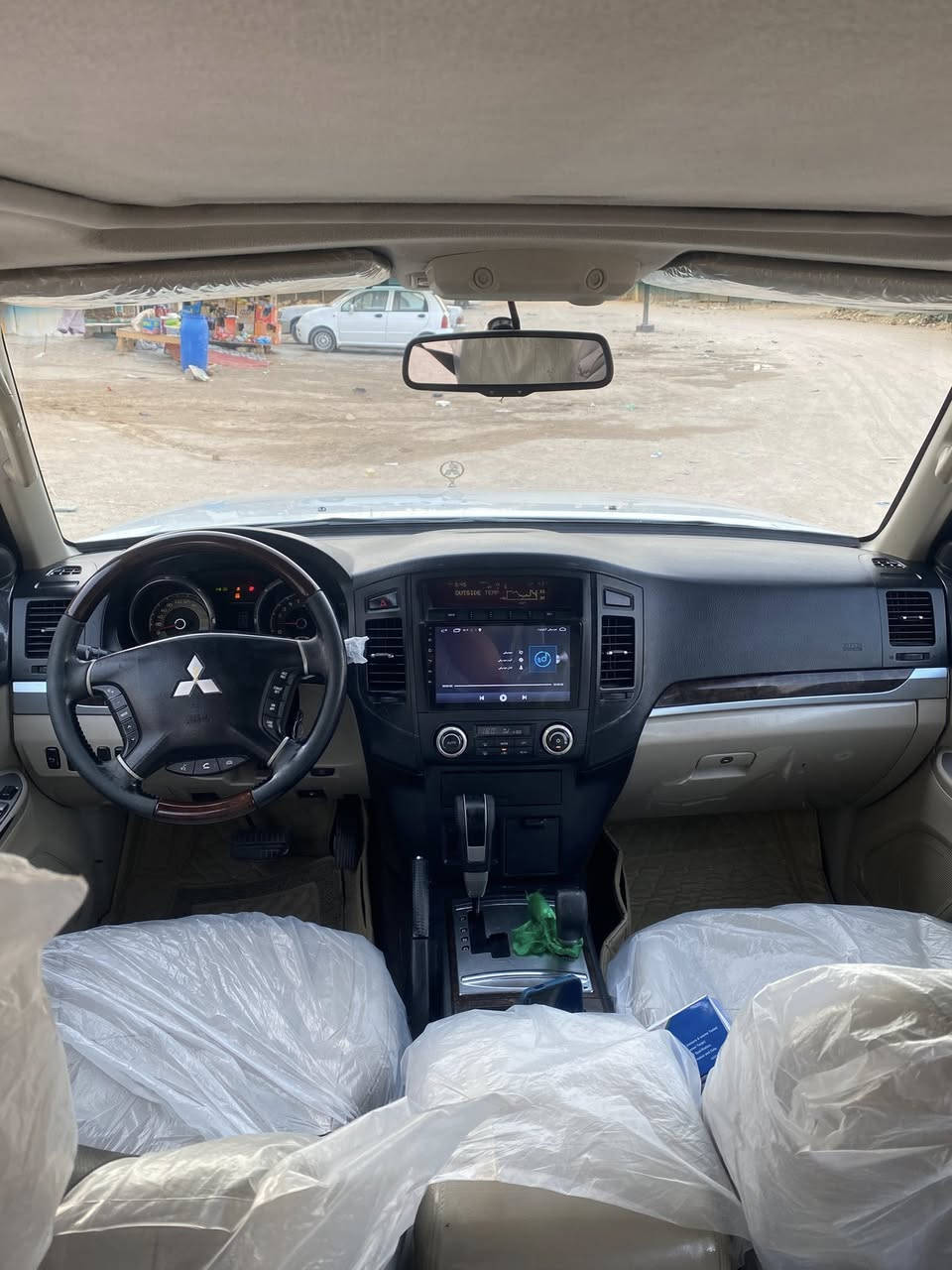 من رخصت مديرالكروب المحترم باجيروموديل 2010كفاله فول مواصفات جاهزهه كل سياره شرط عل فحص تحويل مباشرمكانهه نجف حولي سعر145معه لمجال سياره كلش جديده مذب عليهه اي شي ترهم مراوس تصال عل رقم  سونارمرفق***********
