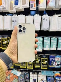 للبيع  iPhone 12 pro max  ذاكره 128  بطاريه 100% مبدله اصليه  لون ذهبي...