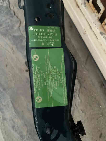 السلام عليكم   
للبيع بدنة مال e36 حيل نظيفة وبيها لسان قفل بنيد حتى الليبلات مال بلاد و طبلة هم حيل نظيفة لا لحيم ولا عواج 

رايدهن ٧٥ قفل مكاني الدورة 

للاستفسار ***********
