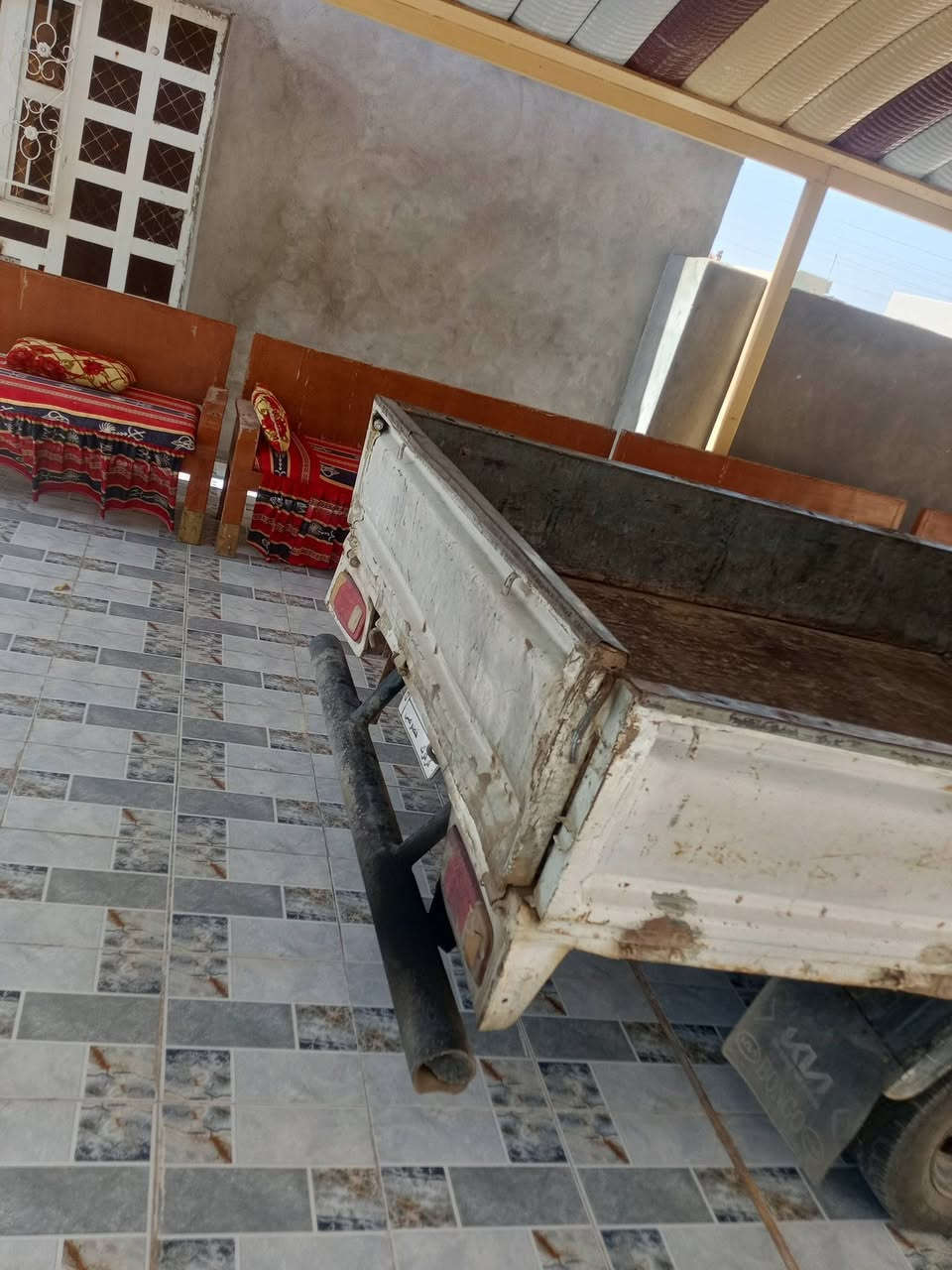 السلام عليكم كيا للبيع مكان الرمادي جزيره البذياب سياره جاهزه من كل شيء سعر 25 بيها مج***********
