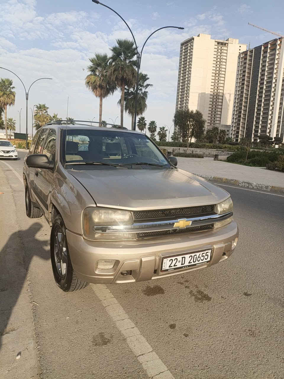 ترابليزر موديل 2005سياره يه كى زؤر جوانه كيرومه كينه ى به شه رته كيرى تؤماتيكه ده بل اكسله جام كاره بايه ره قموسه نه وى نوييه به شه رته سى بارجه سبوغه بى ليدران ناوزه رده سعر 76:::***********شوين هه ولير أربيل, العراق
