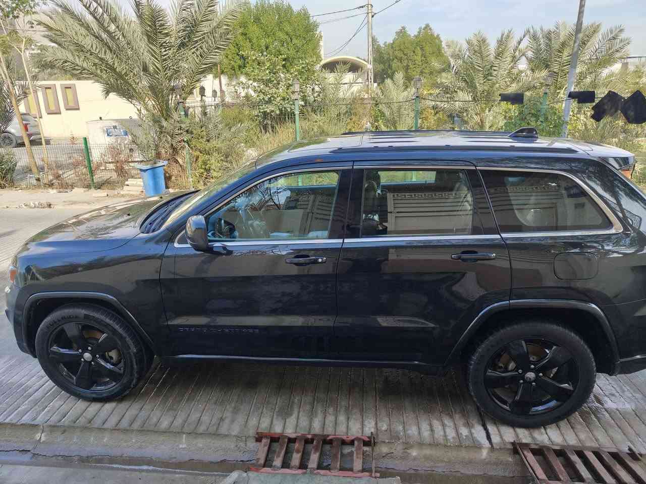 سلام عليكم
للبيع فقط جيب كراند شيروكي 2015  السعر 168$ 
محرك 3600
ماشيه 132 كم 
مسويله ادامه منظومة بانزين واحتراق جديده 
تخم تاير وحداديه امامي خلفي جديده 
فول مواصفات رقم بغداد انكليزي بأسمي 
الضرر(صبغ بنيد وجاملغات اماميه + باب الصدر والسايق كلير فقط بدون فتح اوتبديل ) الباقي كفاله عامه
 جاهزه بدون اي نقص مكانه نجف
 للاستفسار ***********
