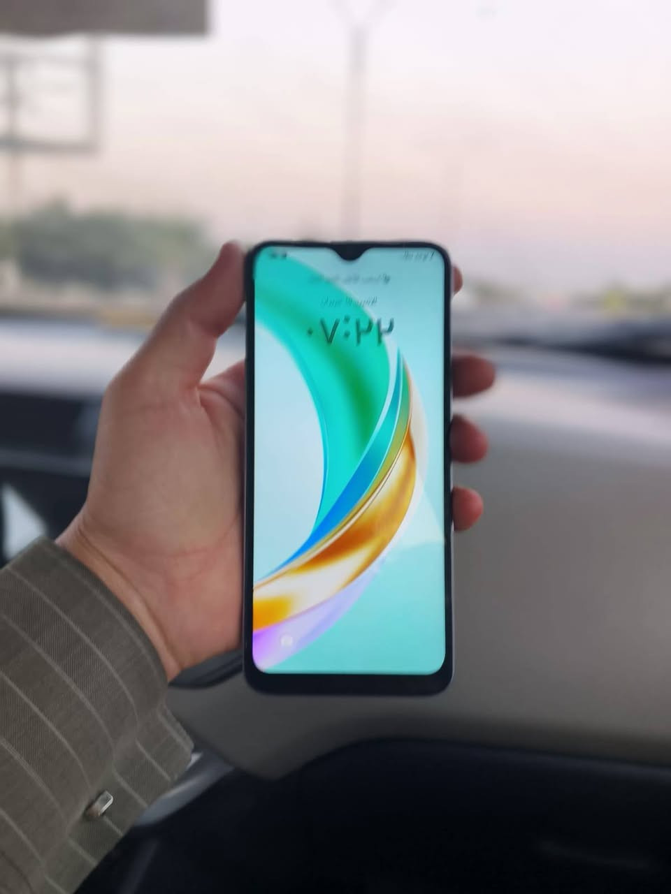 HONOR. X6b. للبيع
الجهاز حيل نضيف. 
ذاكره 256. يدعم  60 فريم ببجي.
البطاريه  5000 . بدون صرف.
الجهاز كله شغال على اخر حبايه.
ملاحضه.......الجهاز بي فطر خفيف حيل ممبين بل شاشه من فوك شعرايه والجراره مال خط مابي.
كامرات اتصال انترنت كله شغال.
السعر 72 الف فقط......
المكان رمادي خمسه كيلو يم مركز الحرية.
الاستفسار ***********
