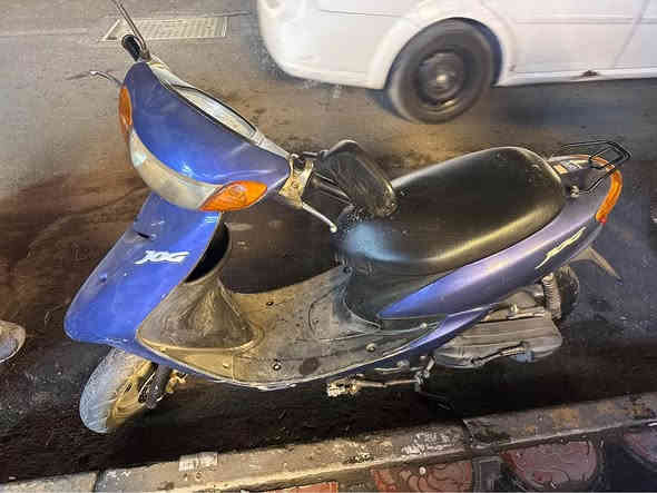 دراجه عصفوره كلش نضيفه مال رمبه مكينته ناعمه ابد ممتعوفه والله العظيم مال رمبه كلشي يشتغل بيها مابيه اي نقص تايرات دبلات باتري كله جديد قفل اكسل أوراق كامله كامل سعر 850 بيه مجال مكاني الاعظميه *********** بغداد
