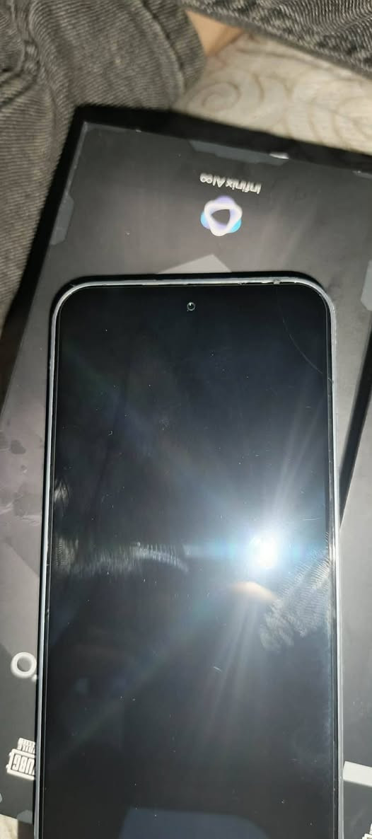 سلام عليكم شباب جهاز للبيع جي تي ٣٠ برو جهاز استعمال نضيف ومغلف الجهاز بي فطر زغير بركن الشاشه زغير وممأثر عله الجهاز السعر ٣٥٠ وبي مجال الي يريده يتصل ***********او يراسلني مازنجر
