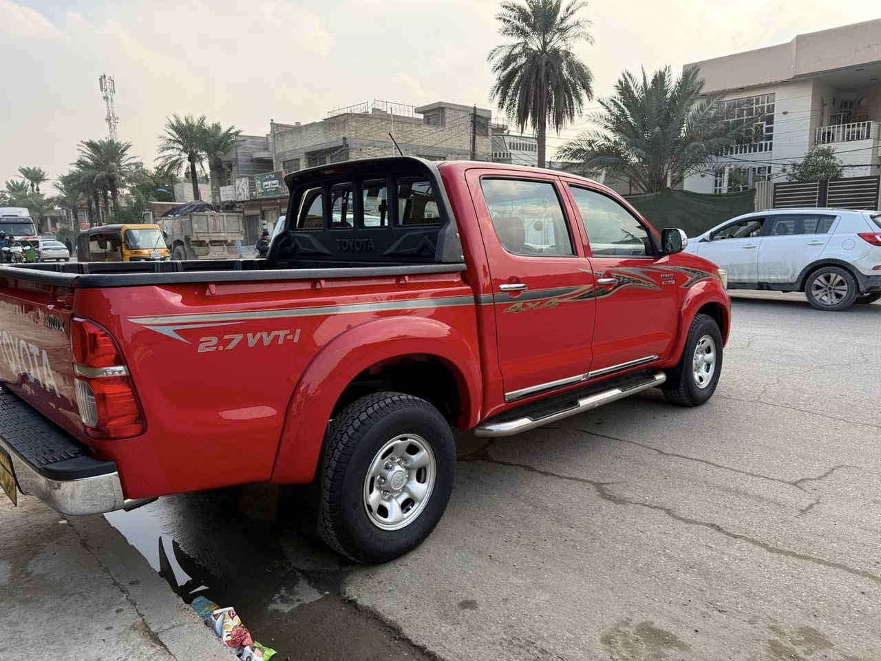 السلام عليكم تويوتا هايلوكس موديل2015 4X4 سيد نهرو اصلي مذهبه شاصي 22  شرط سونار

مكفوله كفاله عامه لا ضربه ولا صبغ ولاتبديل ولافتح ولابارد  شرط سونار سياره جديده كلش ماشيه 83الف حقيقي شرط جهاز 
سياره وضع شركه جديده كارتون تخم تاير شركة برجستون  سبير ما نازل مال شركه شرط
 
فابلون شركه شرط قماره وبنيد 

رقم اربيل بسمي تستلم رقم دولي  تحويل مباشر  او وكاله 

كير اوتماتيك 

محرك ما مفتوح وكفاله من كلشي

سياره جاهزه ونظيفه جدا

العنوان بغداد الضباط 
استفسار على الرقم التالي ***********
