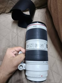 عدسة 70-200 اصدار ثاني دبل ستبلايز فتحه ٢.٨ السعر : مليون وبيها مجال ح...