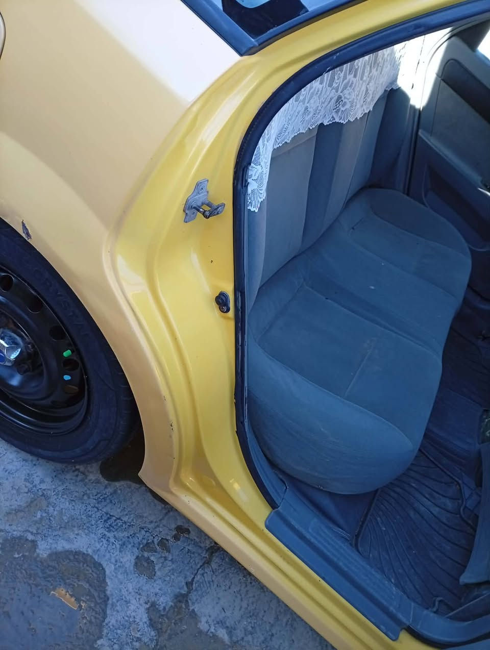 السلام عليكم اوبتراء 2011 رقم انگليزي امصفره
اوجاهزه گير محرگ بل باكيت حداديه تخم تاير جدد
السنويه حد 2030/5 مكفوله بيهه طخات بصيطه العنوان ميسان السعر 65 /***********
