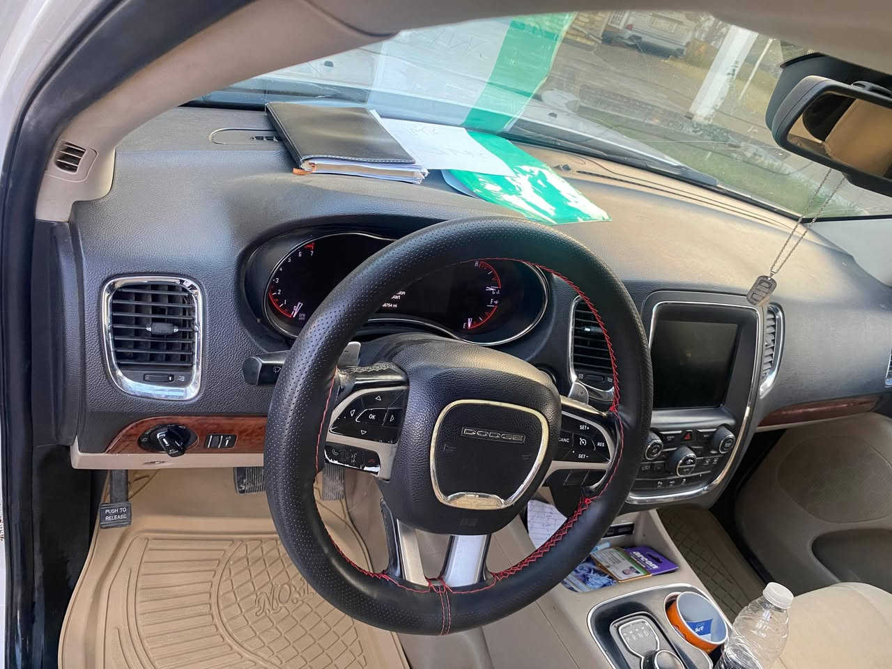 السلام عليكم
ً
دورنچو 2014 خليجي وكالة العبيدي
ًً
فول مواصفات

بانوراما 
قليل ماشية يمكن جوه ١٠٠ كم 
بصمه تشغيل +بصمه ابواب +تشغيل عن بعد

شاشه كبيره +تحكمات +شفتات ستيرن

حساسات خلفيه +كامره كير ماوس

تبريد تدفئه  بيها هواي مواصفات بعد خليجي 
لمتد
سياره جاهزه من جميع النواحي. ونضيفه 

سياره مابيها حادث خليجي. بيها فقط بارد بداير الباب الخلفي حك شبر + جاملغ الايمن ربع منه صبغ اثر زلوغ مكفولة من ضربه

محرگ 6 سياره بأسمي رقم الجديد  
ملاحظة شراي مباشرة تحويل ماريد تبقى باسمي لان اريد اسافر 
سعرها 225 $
***********
مكان سيارة ميسان حي قصور
