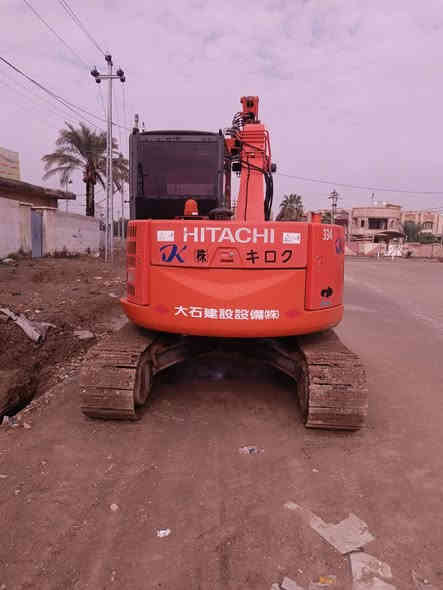 للبيع حفاره زت ثري
موديل 2013 اصل حجم 75
حفاره جديده 
الأتصال 
العنوان واسط الكوت
***********
